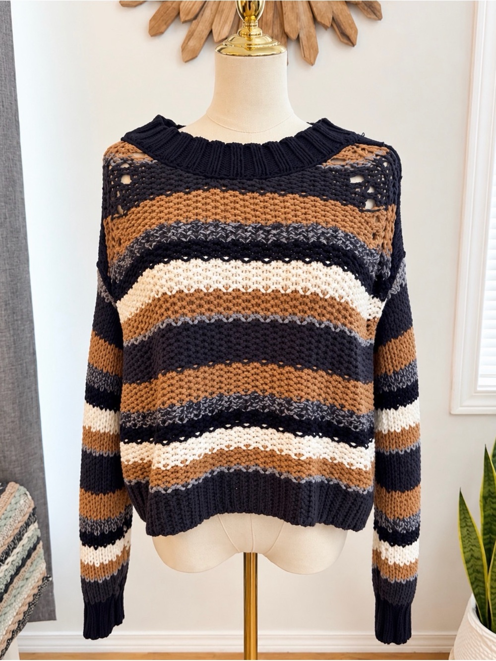 🤎 Free People Striped Distressed Chunky Knit Sweater – Medium